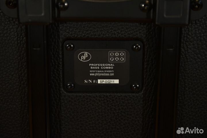 Басовый комбо Phil Jones Bass Six-Pak M500