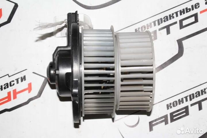 Моторчик печки toyota. raum sienta succeed vitz wi