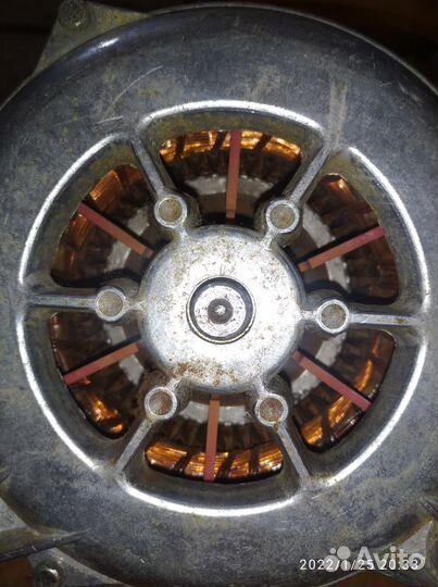 Электродвигатель от стиральной машины