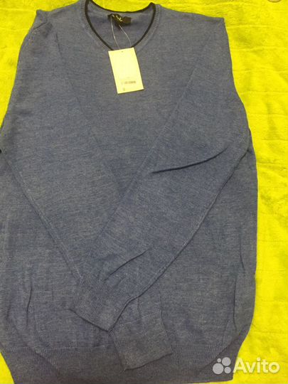 Рубашки мужские новые