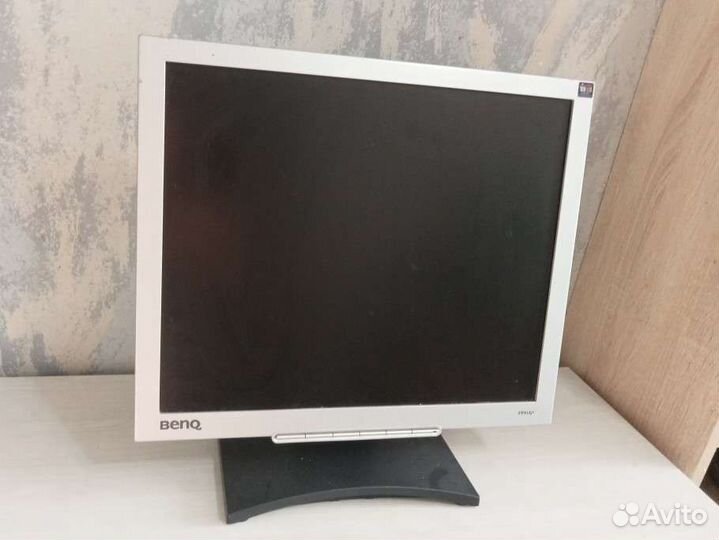 Монитор Benq q9t4