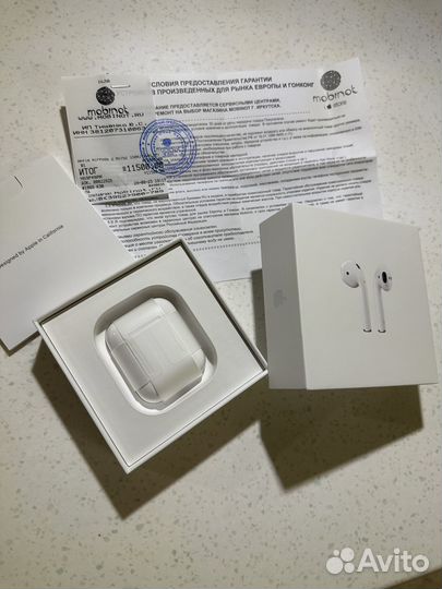 Беспроводные наушники apple airpods новые
