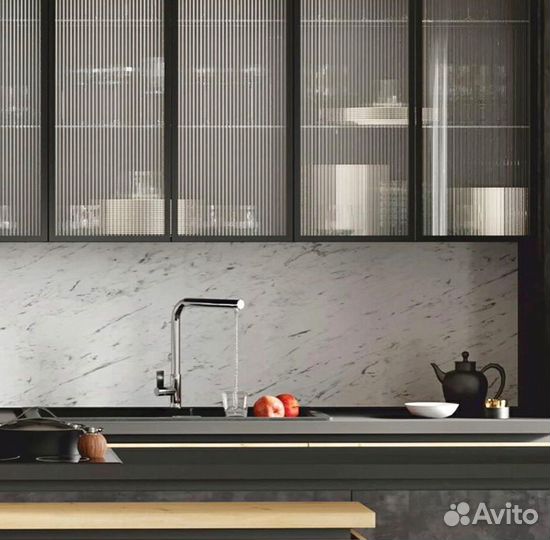 Прямой кухонный гарнитур современный