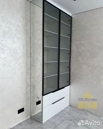 Выдвижной шкаф