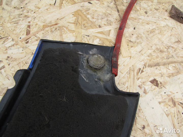 Пластик задний левый Kawasaki ZZR400-1 (ZX400K)