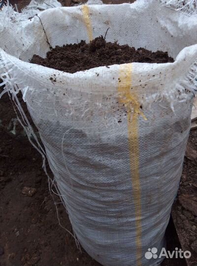 Навоз кроличий, птичий помет в мешках