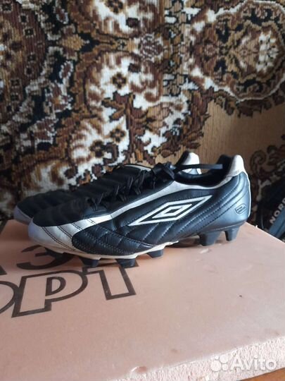 Футбольные бутсы 42 размер