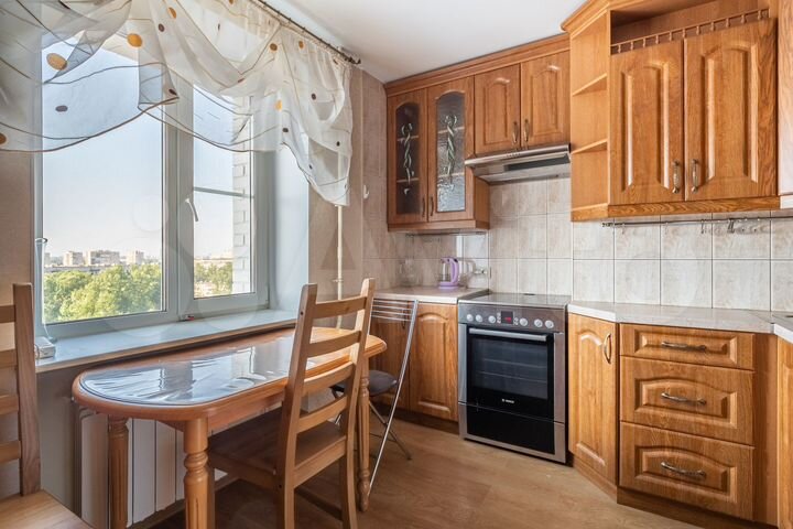 3-к. квартира, 65 м², 12/14 эт.