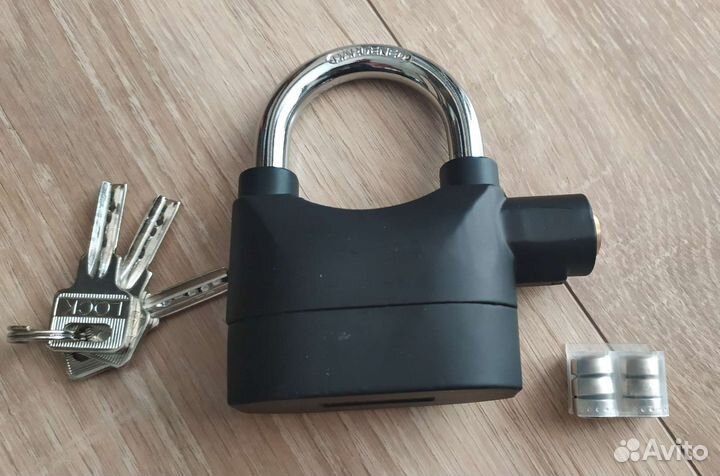 Замок с сигнализацией