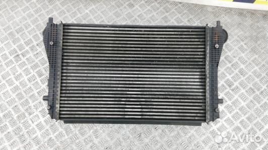 Радиатор интеркуллера volkswagen passat B6 (93N25K