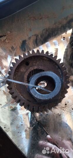 Шестерня привода компрессора рено магнум мак 430