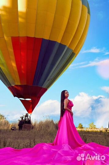 Аренда летящих платьев с длинным шлейфом для фотос