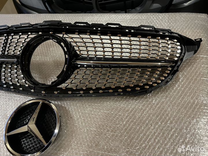 Облицовка радиатора Mercedes W205 дорест диамант