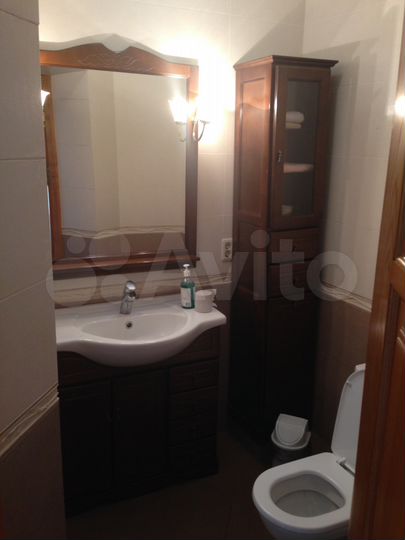 Торговая площадь, 280 м²