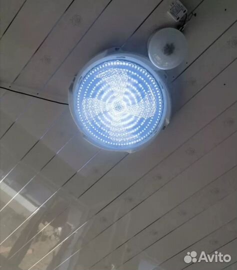 Прожектор Led плафон на солнечной батарее