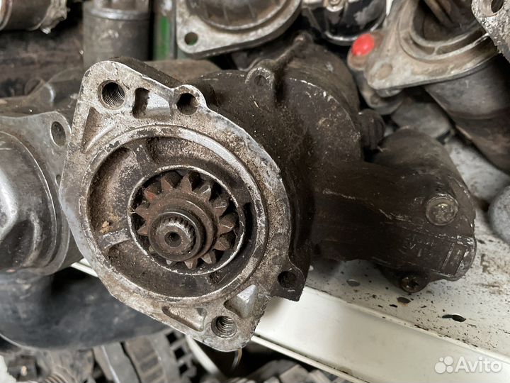 Стартер на Ниссан тд 23 сд 17