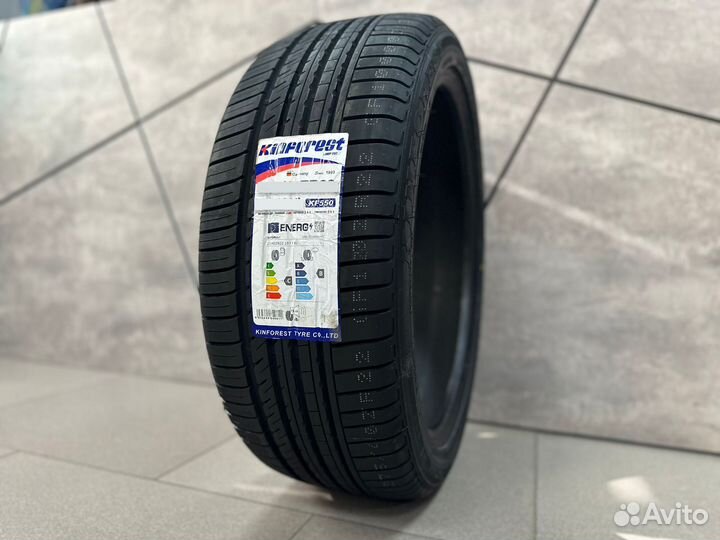 Kinforest KF-550 285/45 R22 114Y