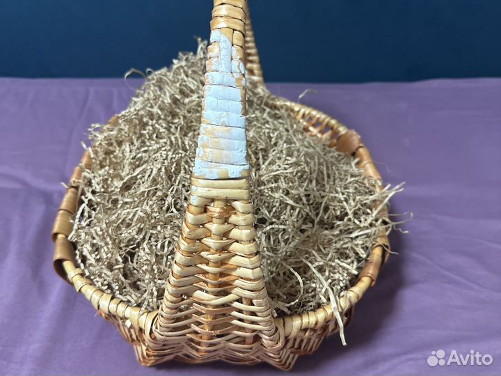 Корзина плетеная