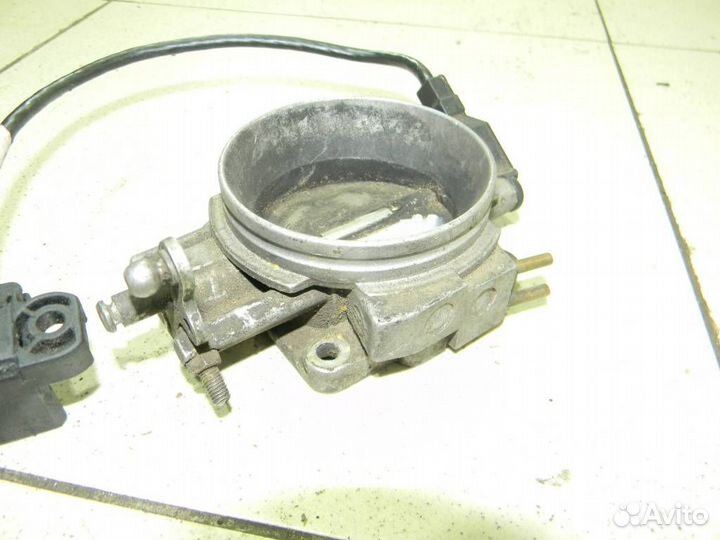 Дроссельная заслонка