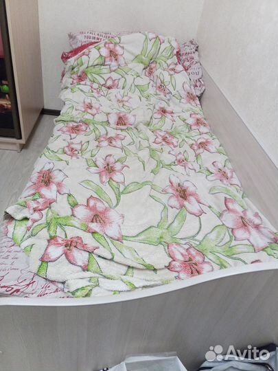 Детская кровать с матрасом бу