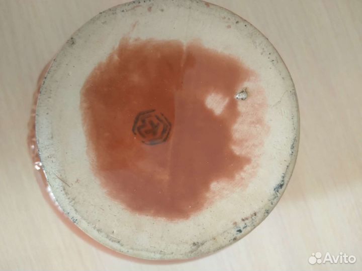 Глиняный горшок