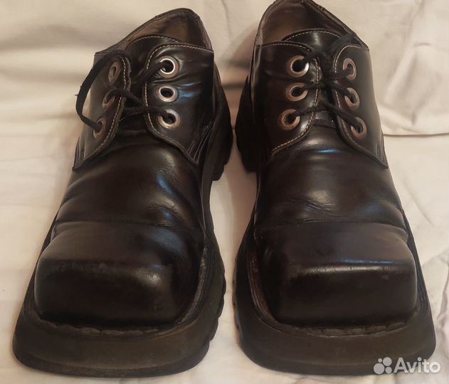 Ботинки кирпичи