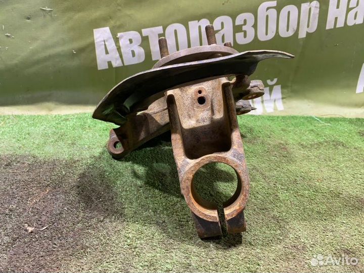 Кулак поворотный передний левый Mazda Mazda3 BK