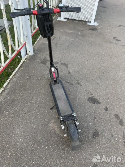 Электросамокат куго Х1 взрослый бу
