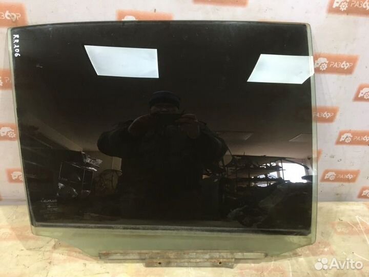 Стекло двери заднее правое Lexus Rx400H MHU38