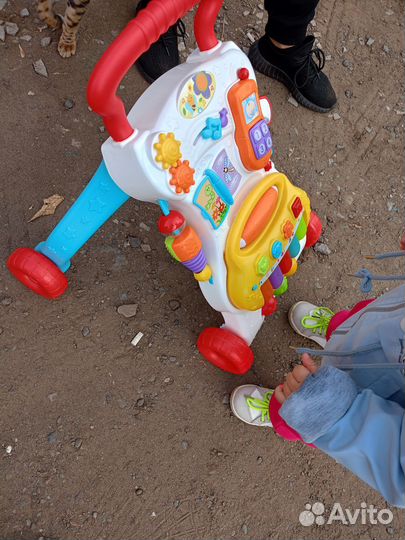 Машинка каталка толокар