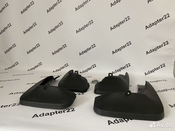 Брызговики комплект с крепл Infiniti FX35/45 02-08