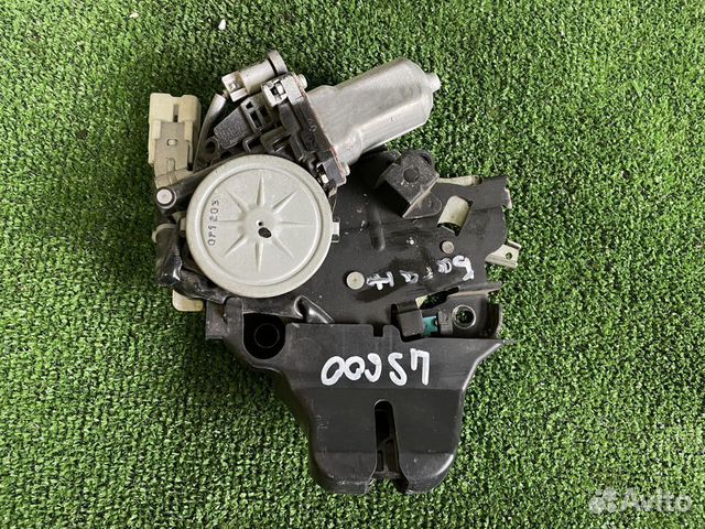 Замок крышки багажника Lexus LS600hl LS460