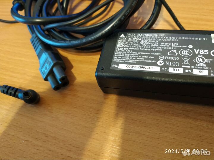 Блоки питания 19 вольт 3,42 ампера для ноутбука