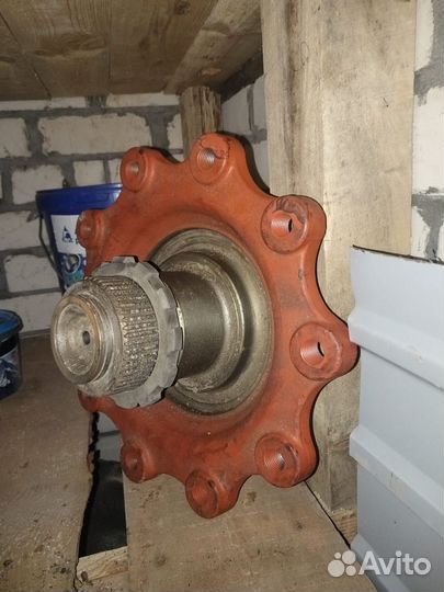 Ступица задняя для экскаватора погрузчика volvo