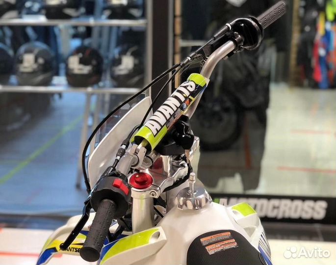 Мотоцикл Avantis FX 250 Basic(PR250/172FMM-5)