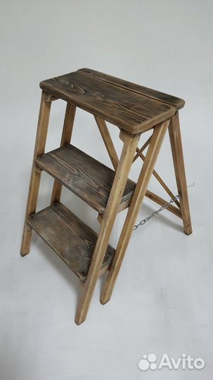 Стремянка деревянная декоративная