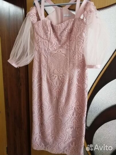 Платье 46 размера