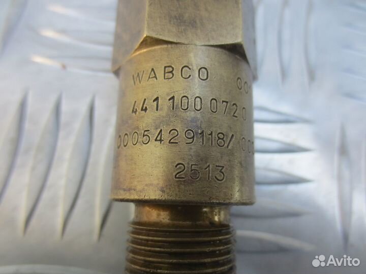 Датчик переключения передач Wabco 4411000720