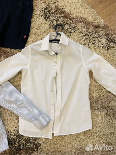 Две рубашки