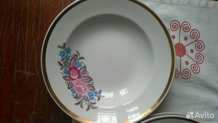 Тарелки глубокие 6 штук