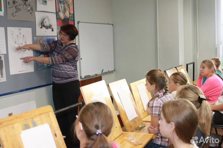 Учитель рисования
