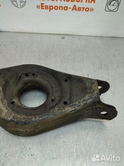 Рычаг поперечный задний левый Hyundai Elantra Hd