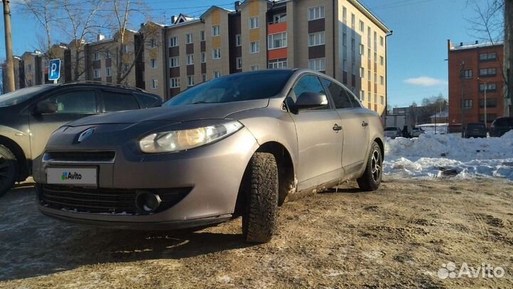 Renault Fluence 1.6 МТ, 2011, 220 000 км