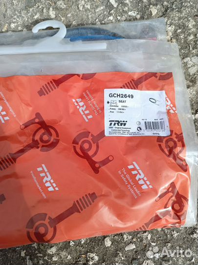 Трос стояночного тормоза skoda fabia