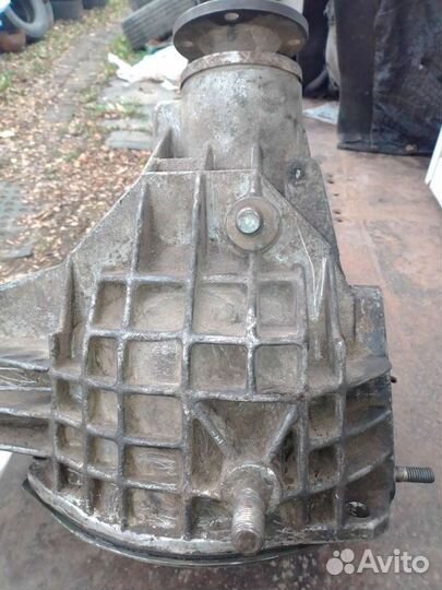 Продам редуктор на ваз Нива-2121
