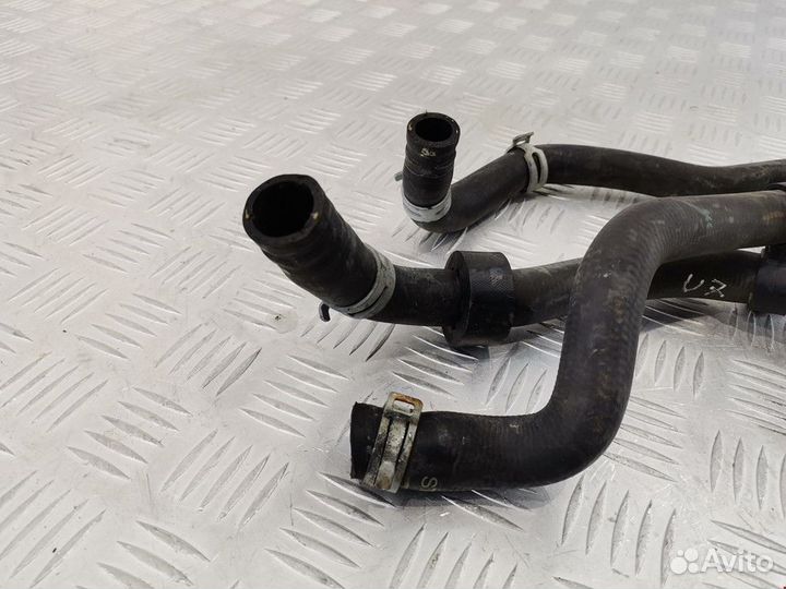 Патрубок отопителя (печки) Chevrolet Cruze 2 2018