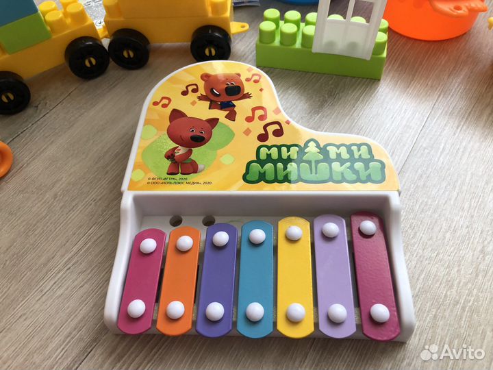 Развивающие игрушки пакетом