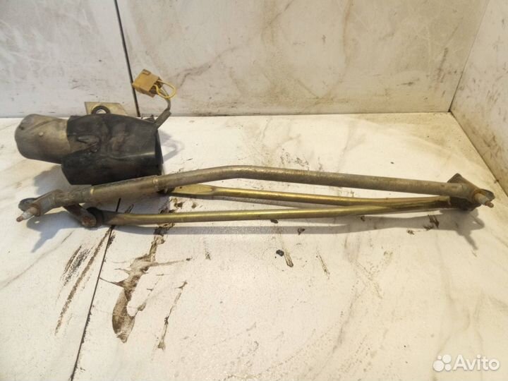 Трапеция стеклоочистителя LADA 2112 2004