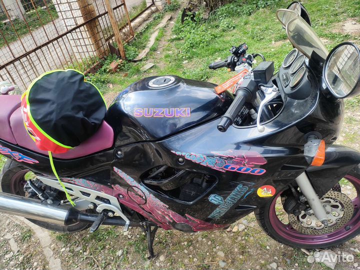 Мотоцикл Suzuki Katana gsx-f 600