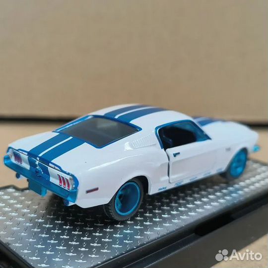 M2 Machines 1/64 1968 Ford Mustang - Custom